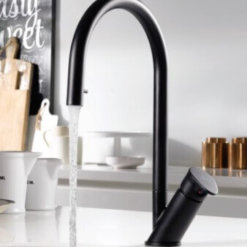 ברז מטבח נשלף חמת דגם גל שחור