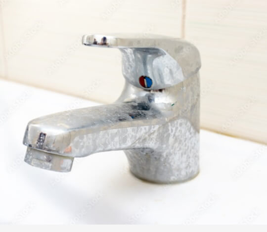 ברז עם עובש