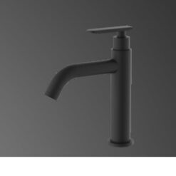 ברז מים קרים נמוך שחור מט